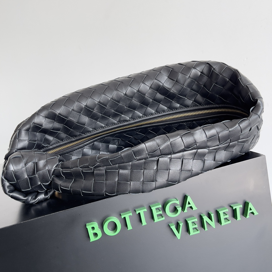 Bottega Veneta Hobo Bags